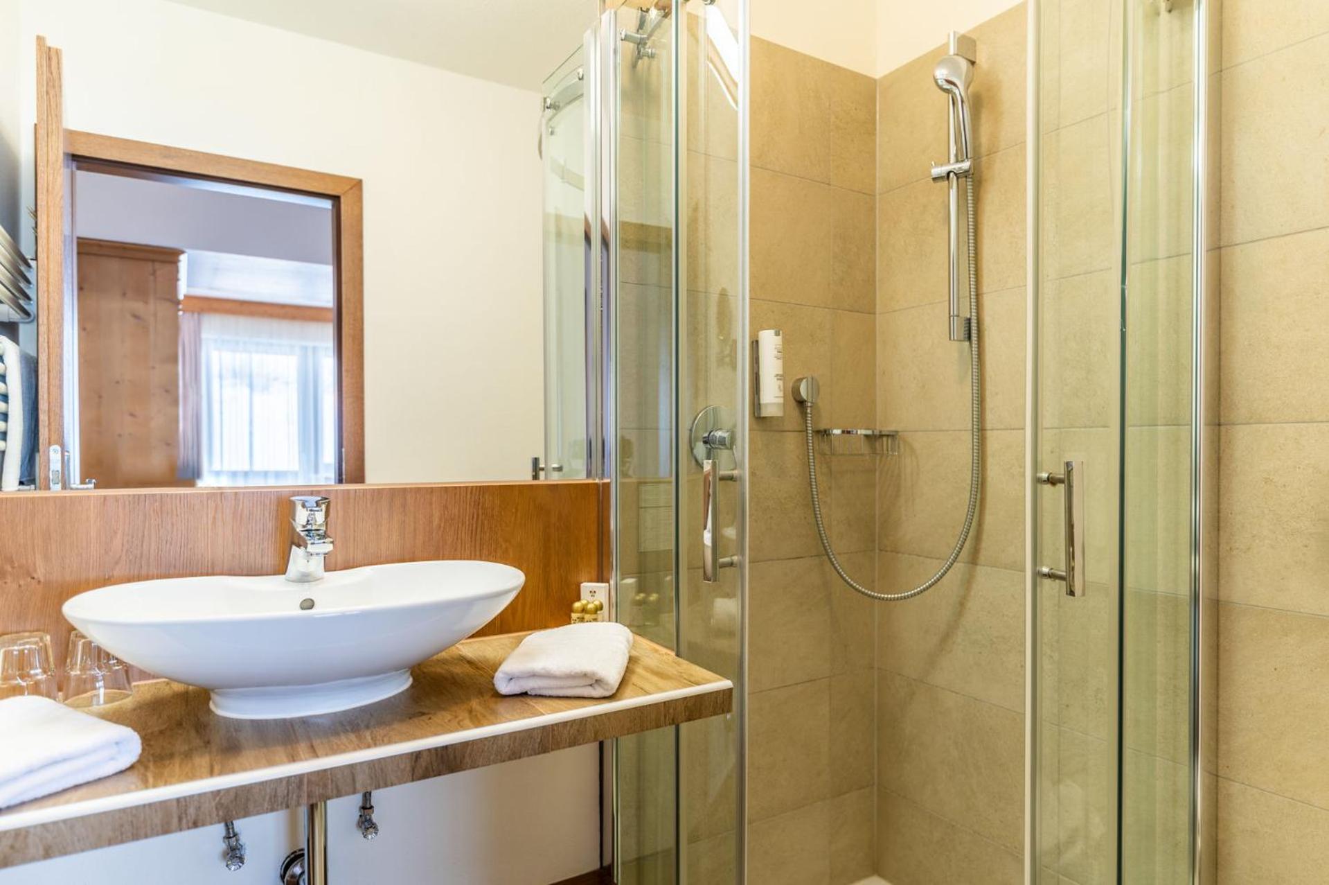 Sporthotel Cristall Fulpmes Bagian luar foto